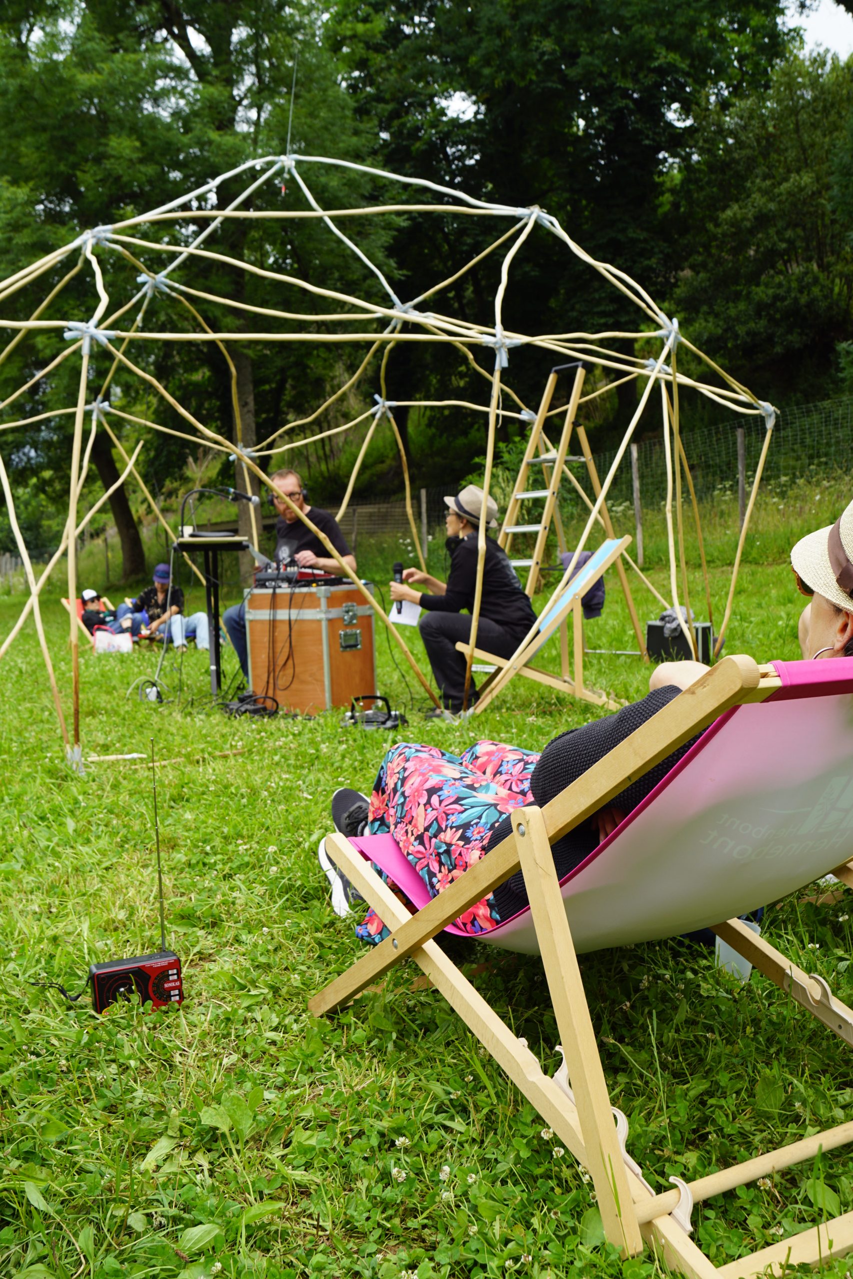 Pablof - Sieste Sauvage - Bivouac au square Maurice Thorez -Le Trio's